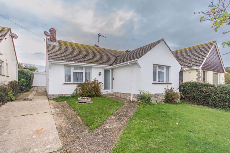 2 bed detached bungalow to rent in Prospect Crescent, Swanage BH19, £1,100 pcm Zoopla