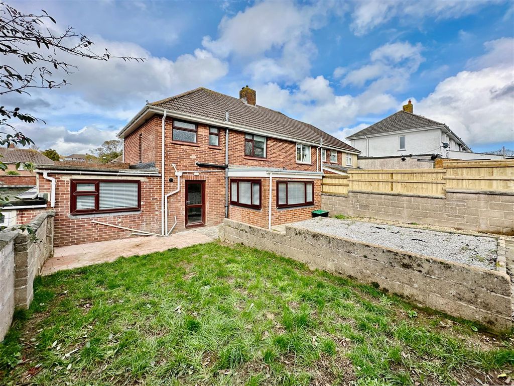 3 bed terraced house for sale in Penn Meadows, Brixham TQ5 Zoopla