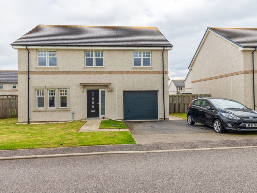 4 bed detached house for sale in Larch Crescent, Alness IV17, £290,000