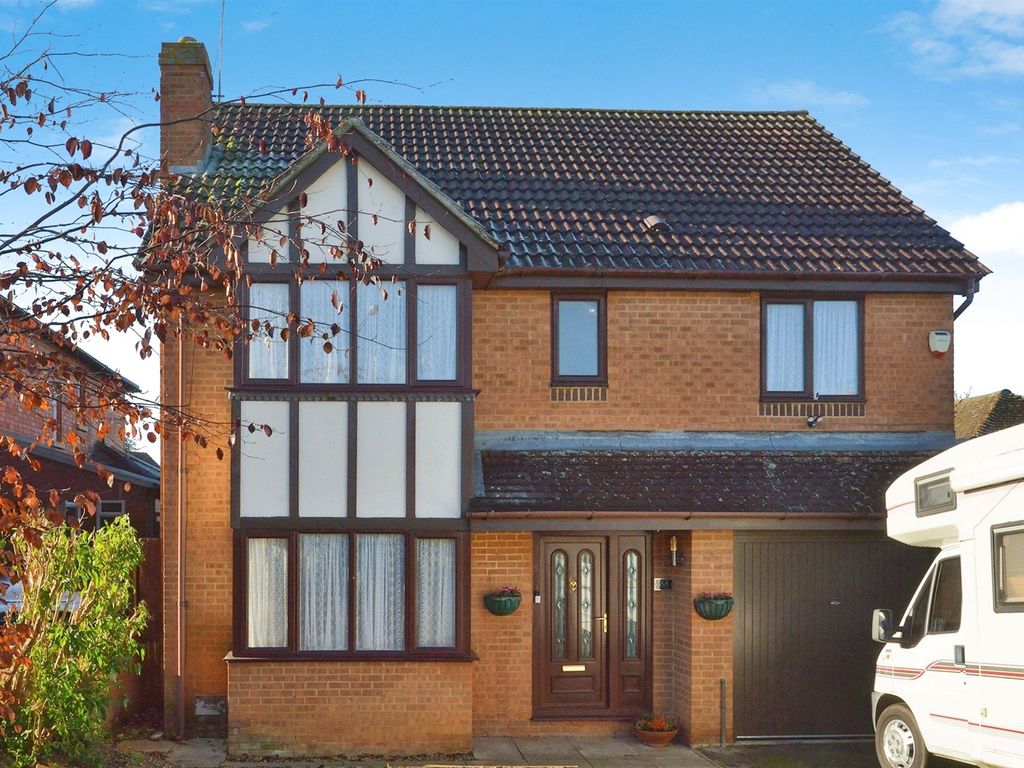 4 bed detached house for sale in Bradwell Road, Bradville, Milton Keynes MK13, £450,000 Zoopla