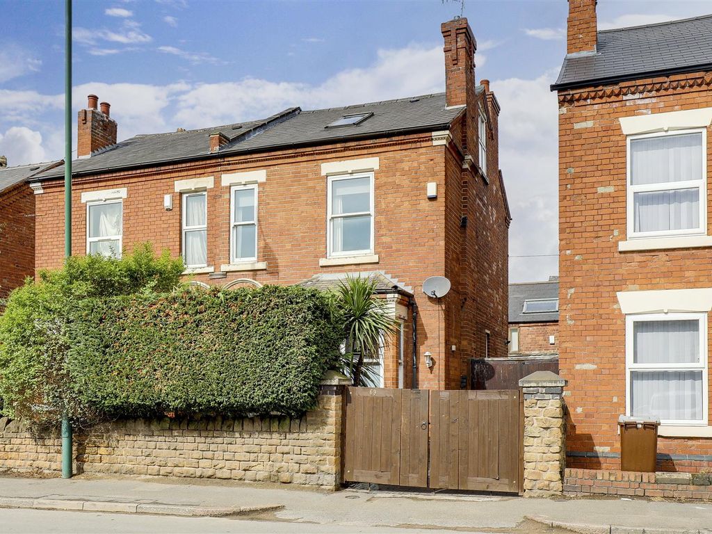 3 bed semidetached house for sale in Arnold Road, Basford