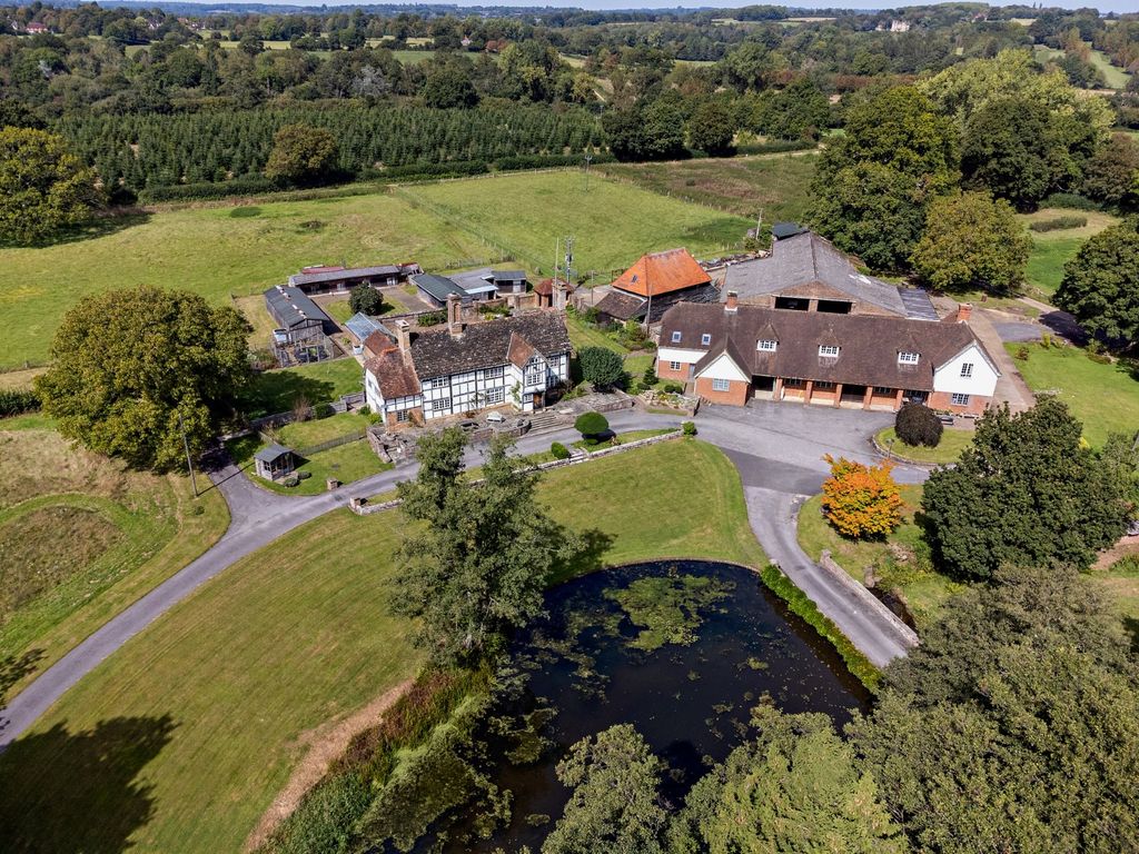 5 bed country house for sale in East Mascalls Lane, Lindfield, Haywards