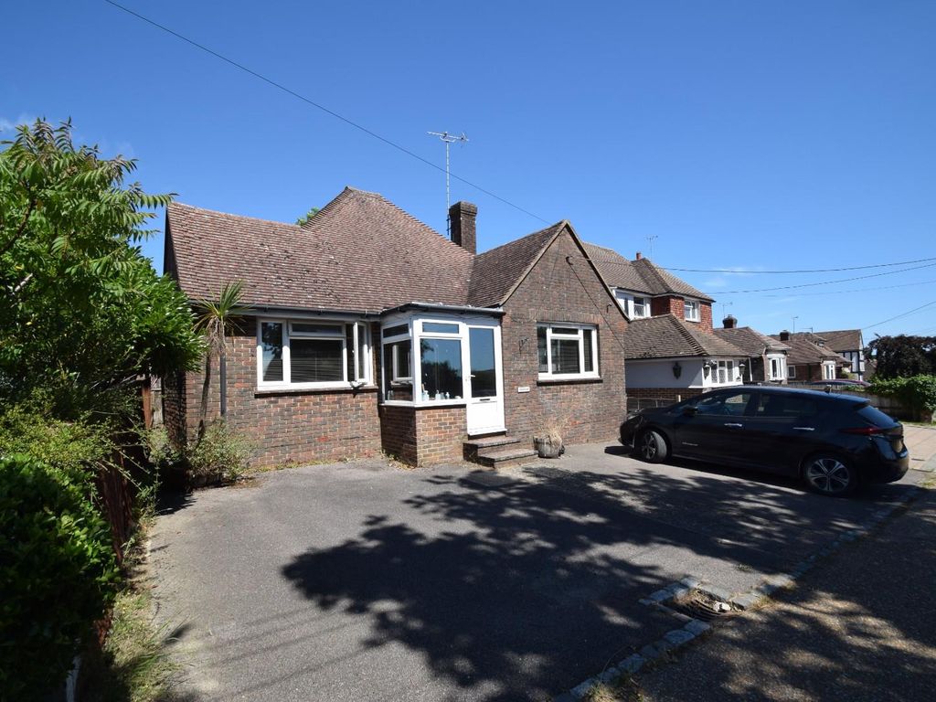 2 bed detached bungalow for sale in Lion Hill, Stone Cross, Pevensey