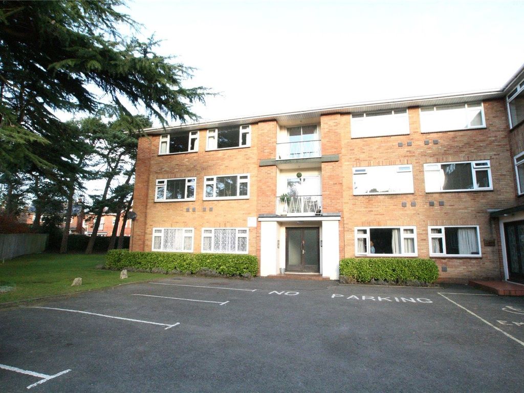 2 bed flat to rent in Talbot Avenue, Winton, Bournemouth BH3 Zoopla