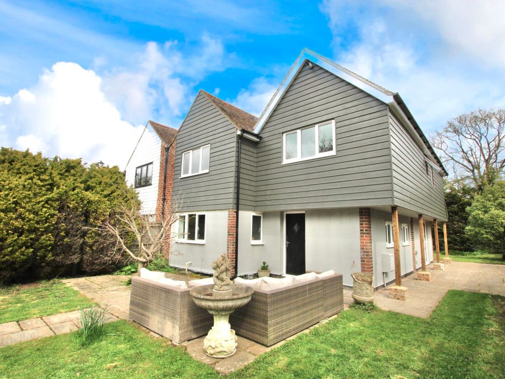 5 bed semidetached house for sale in Warmlake Cottages, Warmlake Road