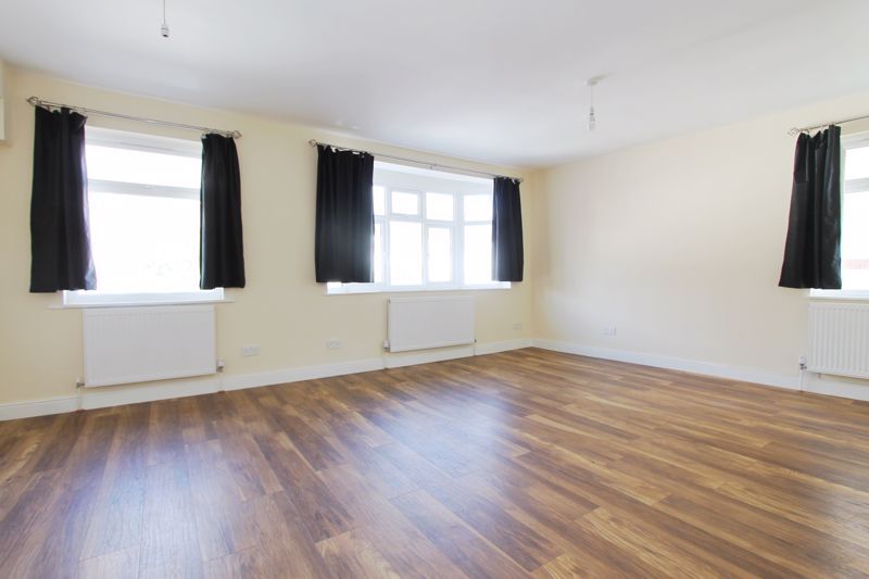 1 bed flat to rent in Ruislip Road East, Greenford UB6, £1,395 pcm Zoopla