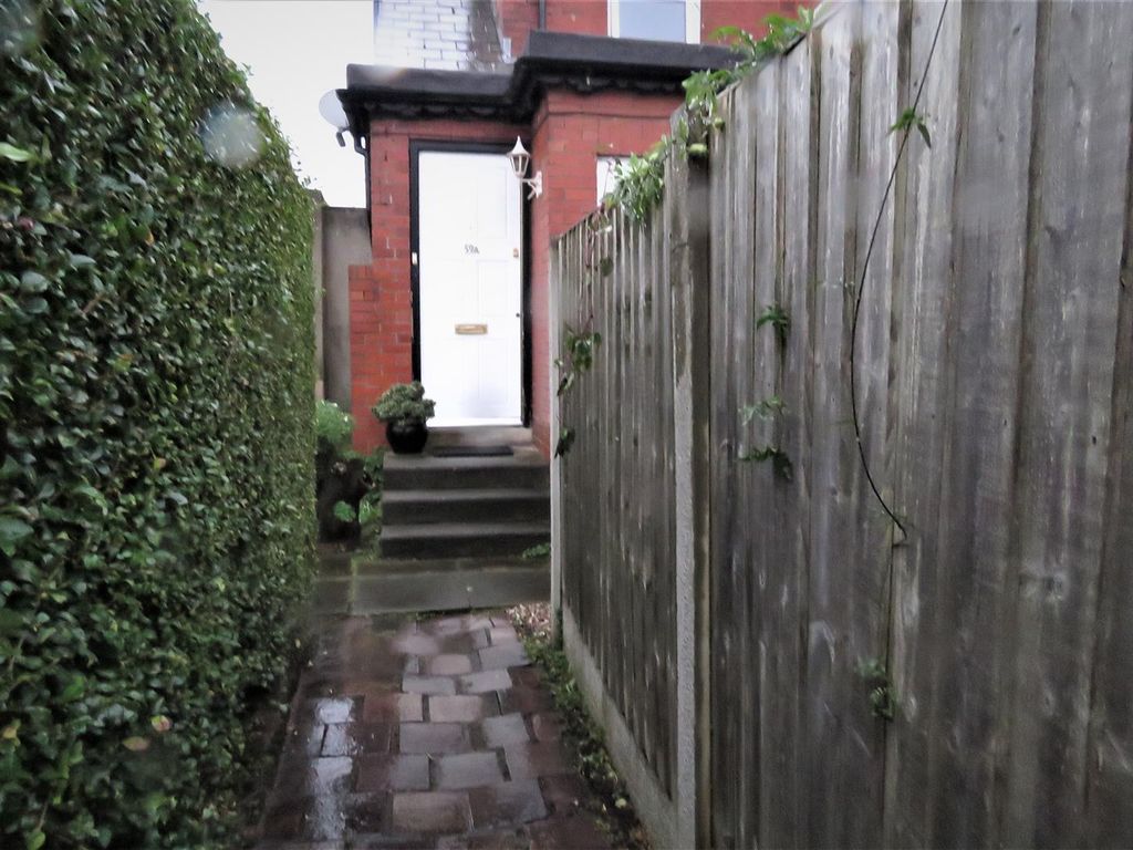 2 bed flat to rent in Wennington Road, Southport PR9, £725 pcm Zoopla