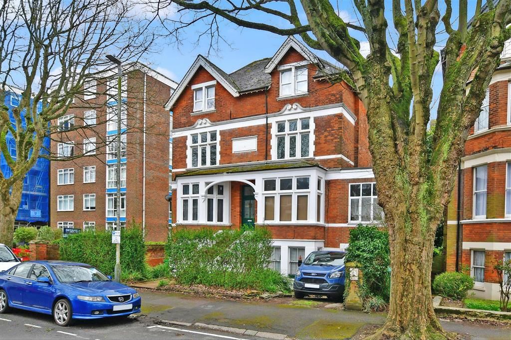 2 bed flat for sale in Bouverie Road West, Folkestone, Kent CT20 Zoopla