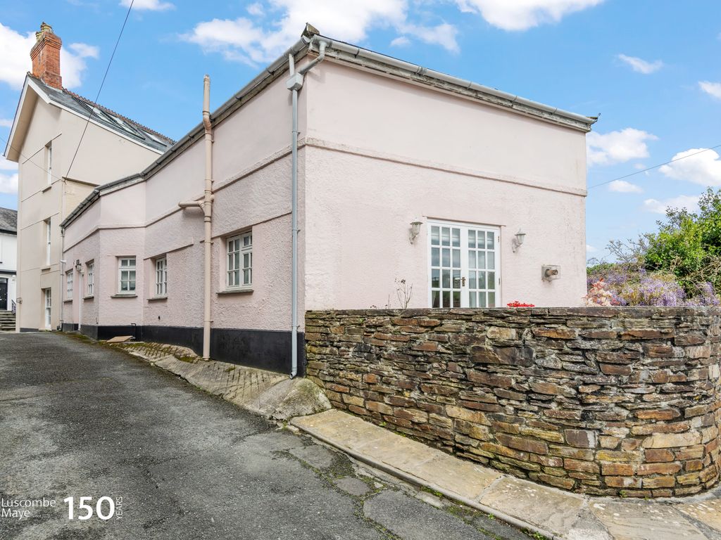 3 bed end terrace house for sale in Moon Lane, Modbury, Ivybridge PL21