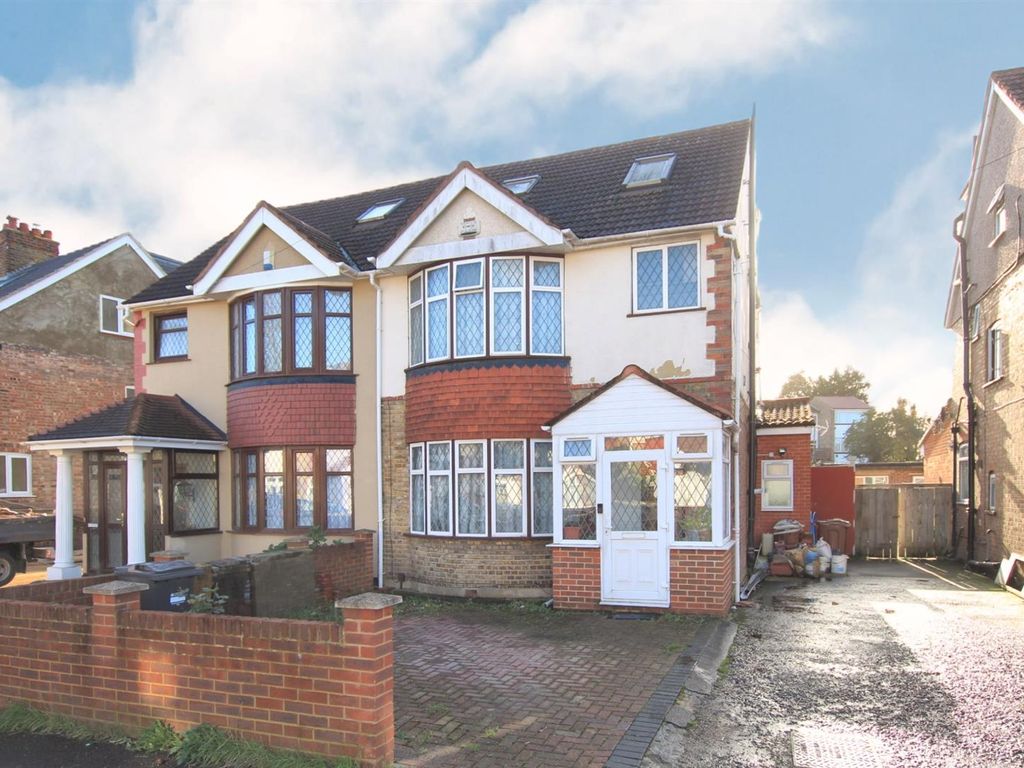 4 bed semidetached house for sale in Eldon Avenue, Heston TW5 Zoopla