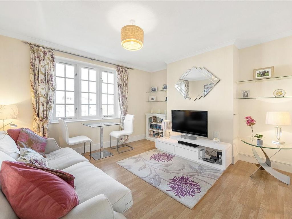 Tower Court, Frogmore SW18  