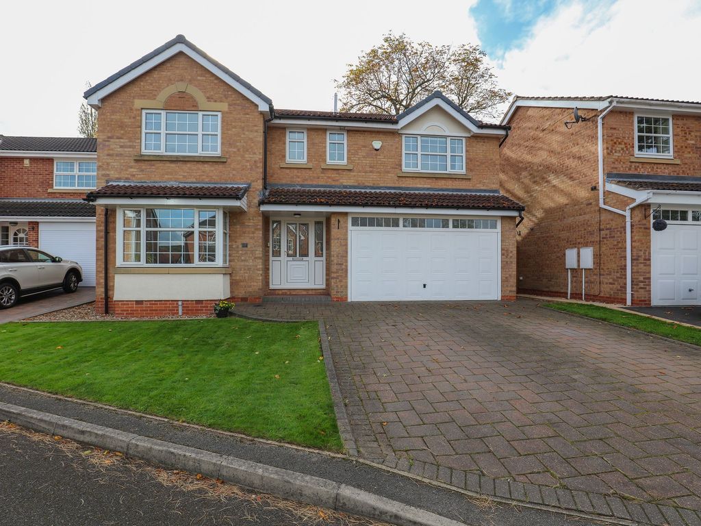 5 bed detached house to rent in Penmore Lane, Hasland S41 Zoopla