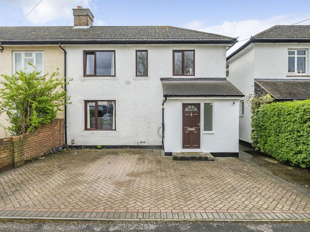 4 bed semidetached house for sale in Laleham, Surrey TW18, £550,000