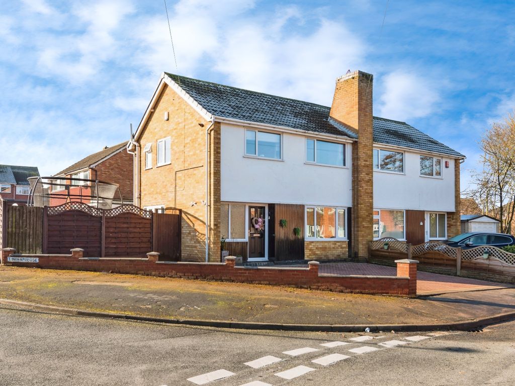 3 bed semidetached house for sale in Rosemary Road, Tamworth