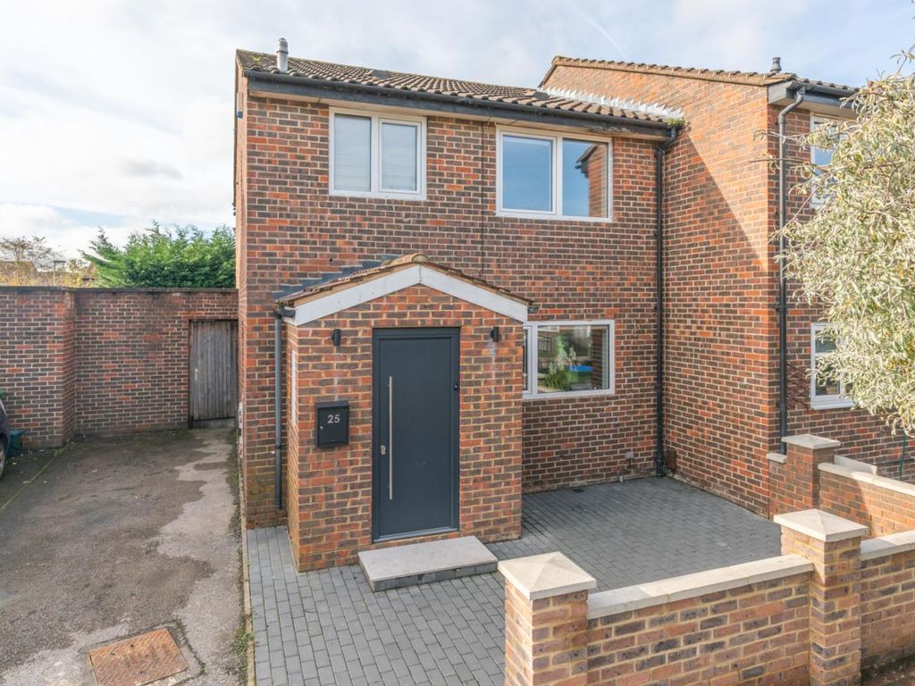 3 bed end terrace house for sale in Ambleside Avenue, Walton On Thames, Surrey KT12 Zoopla