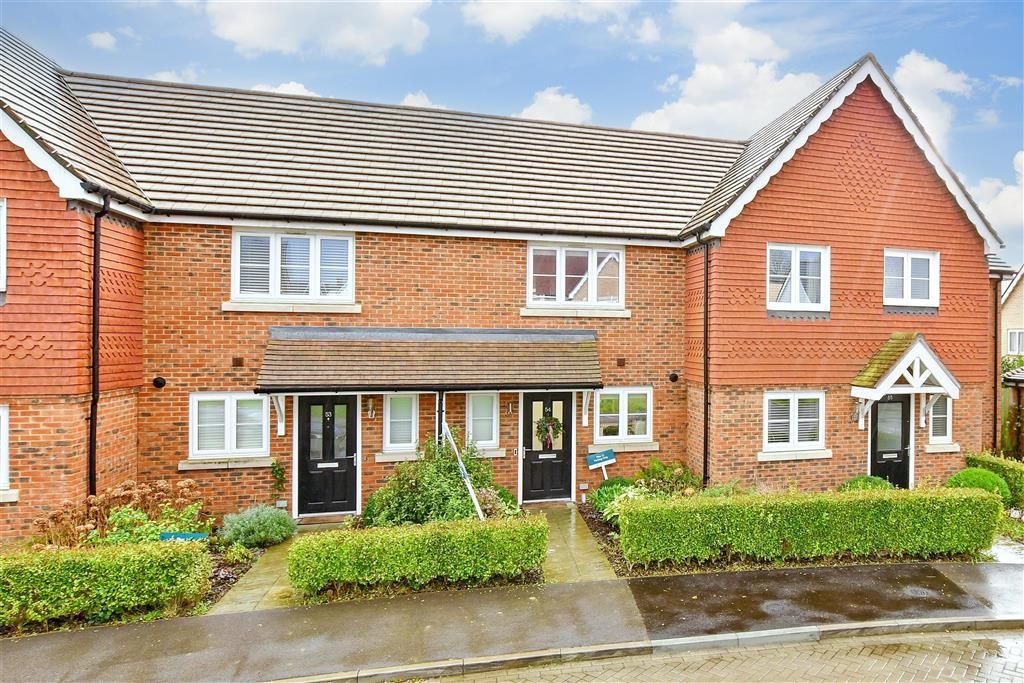 2 bed terraced house for sale in Bramling Gardens, Sissinghurst