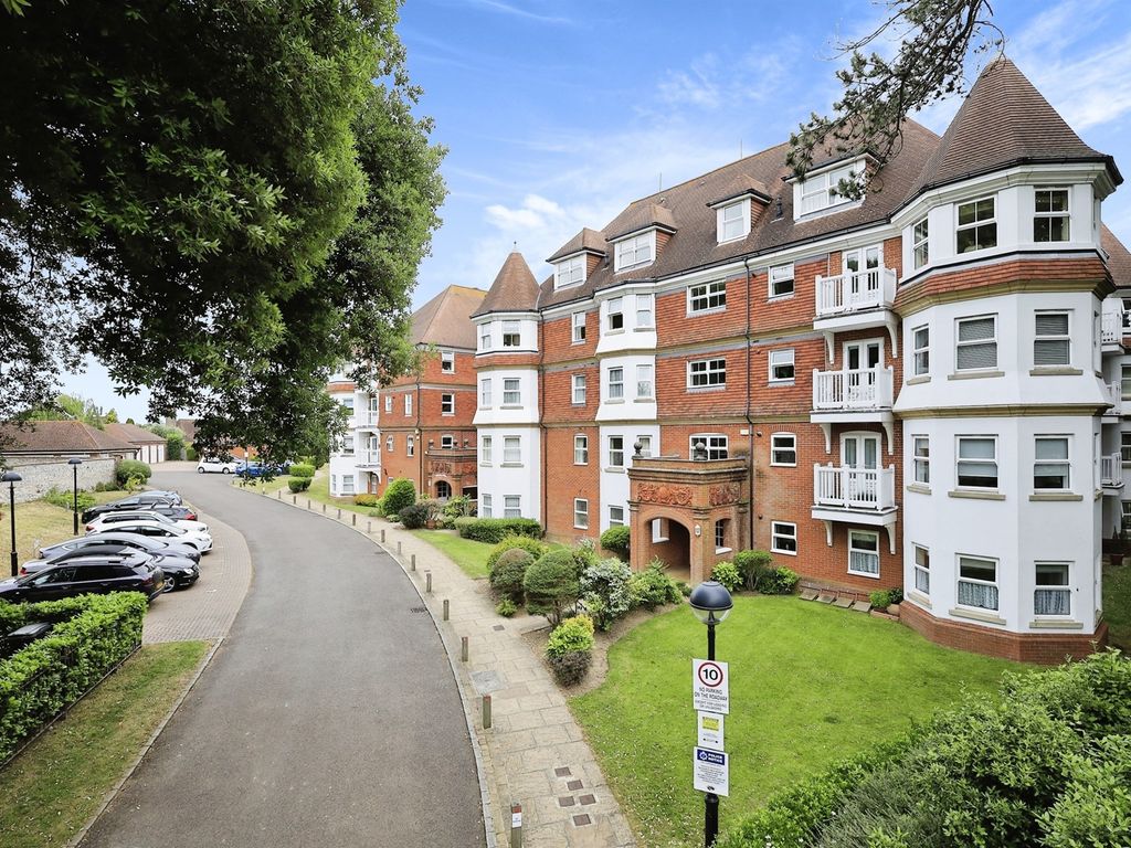 2 bed flat for sale in St. Annes Road, Eastbourne BN21 Zoopla