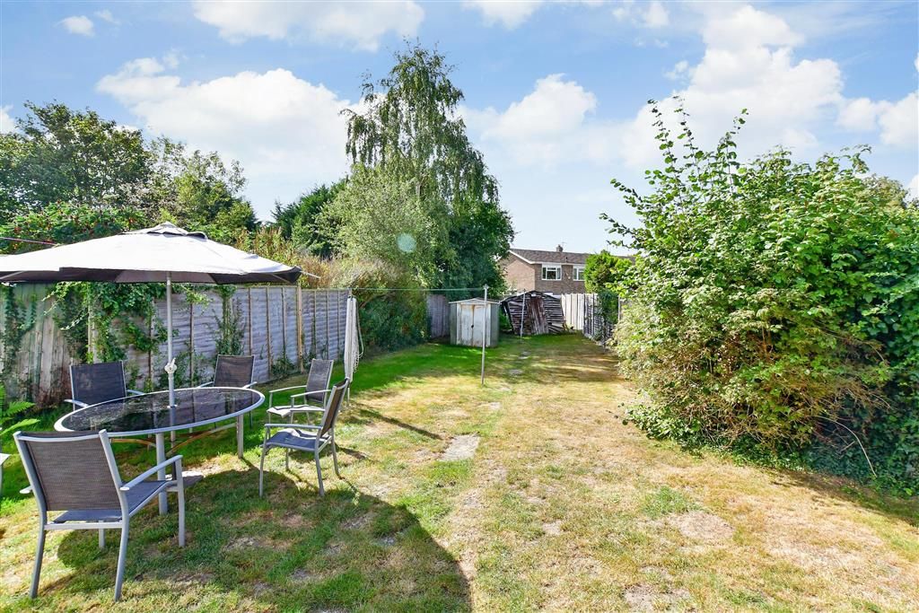 3 bed end terrace house for sale in Chelsfield Lane, Orpington, Kent