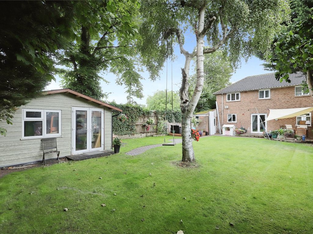 3 bed semidetached house for sale in Cannock Road, Wolverhampton, West