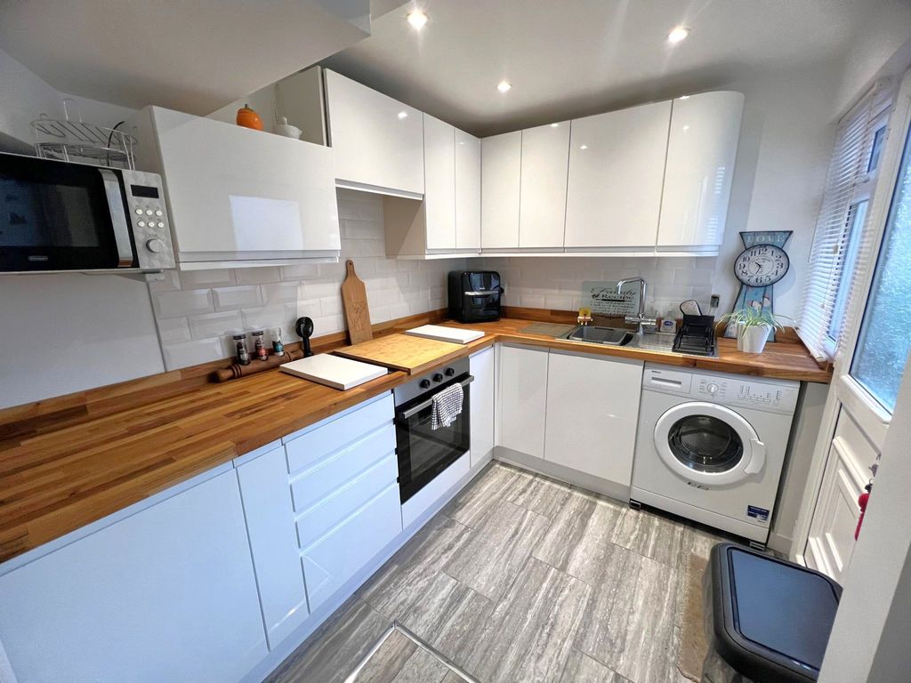 3 bed terraced house for sale in Percy Street, Fleetwood FY7, £120,000