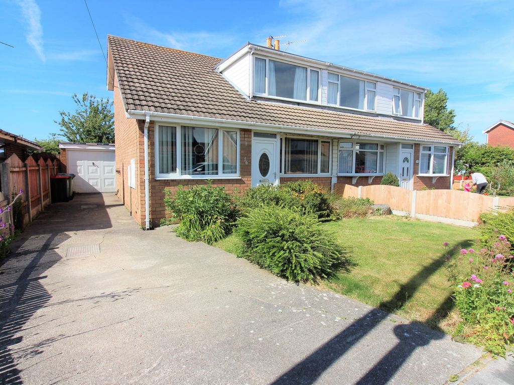 3 bed semidetached house for sale in Riverside Drive, Hambleton FY6