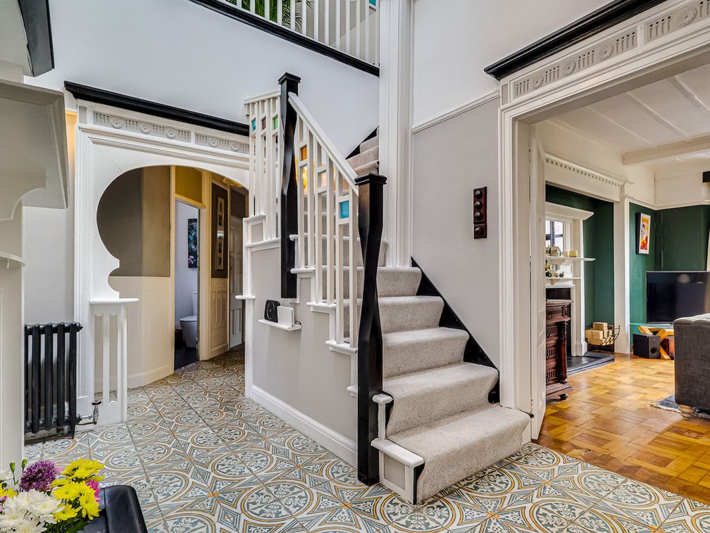 5 bed detached house for sale in Albion Road, WestcliffOnSea SS0, £