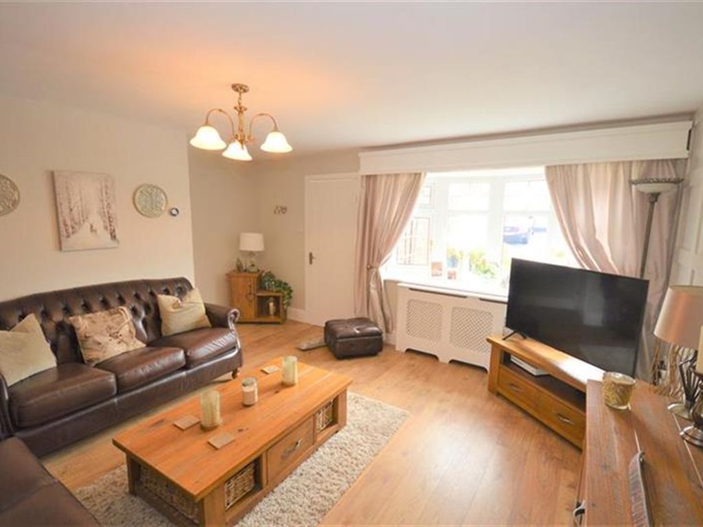 3 bed semidetached house for sale in Vernon Way, Braintree CM7, £