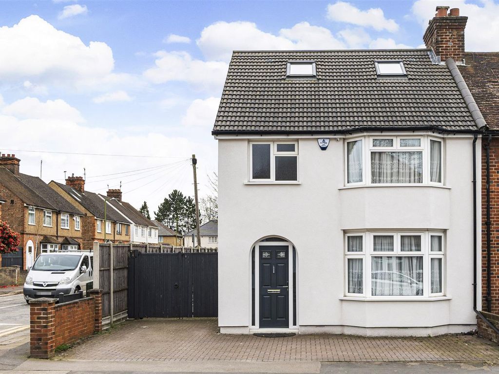 4 bed semidetached house for sale in Whippendell Road, Watford WD18, £