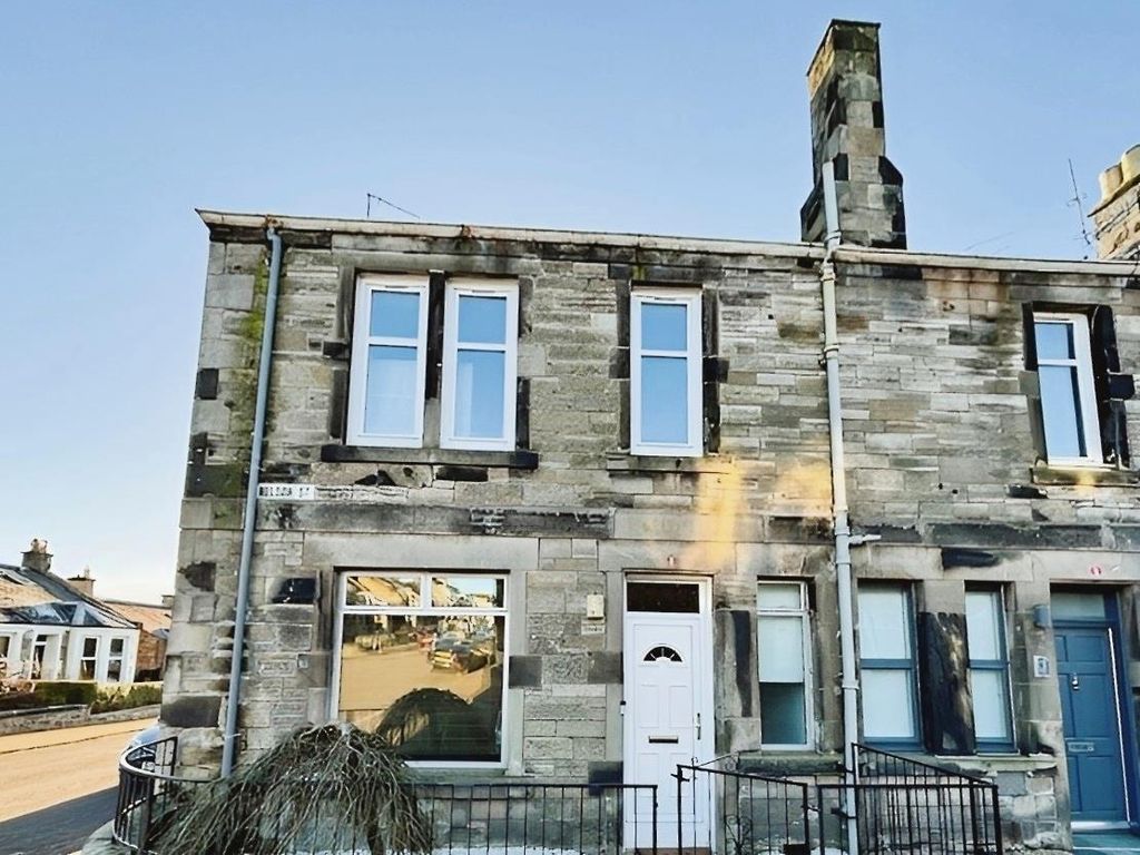 2 bed flat for sale in Nelson Street, Kirkcaldy KY2, £95,000 Zoopla