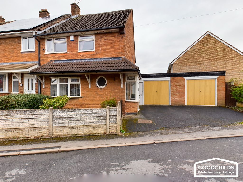 2 bed end terrace house for sale in Tintern Way, Mossley Estate