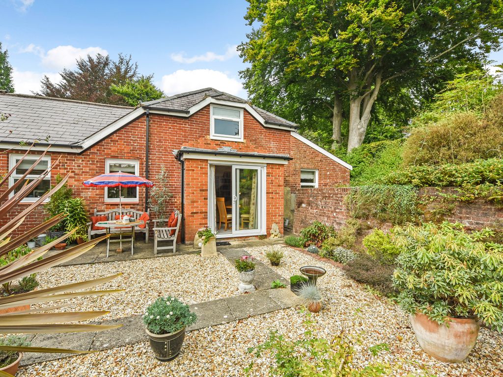 2 bed semidetached house for sale in Headbourne Worthy House, Bedfield