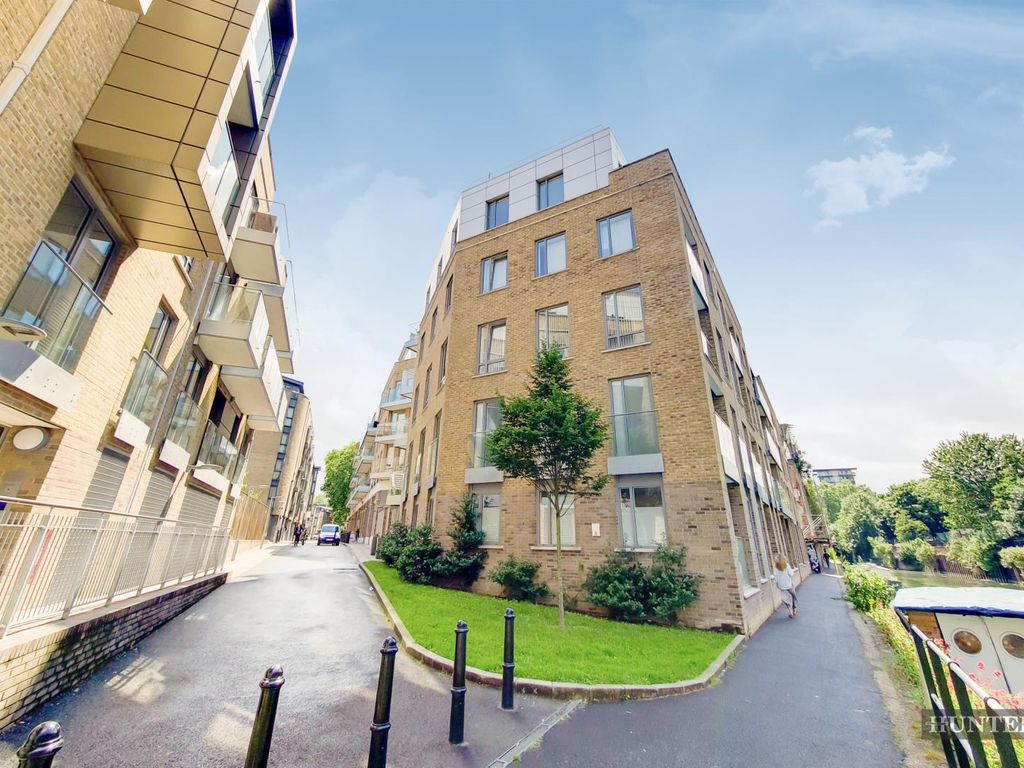 Elite House, London E14  