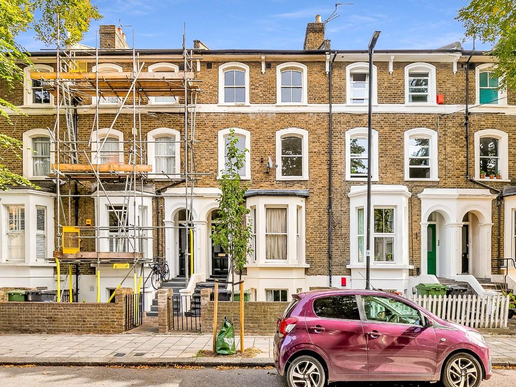3 bed flat for sale in Eastlake Road, London SE5, £575,000 Zoopla
