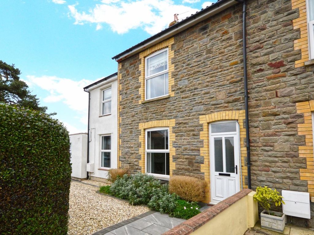 4 bed semidetached house for sale in Poplar Road, Warmley, Bristol