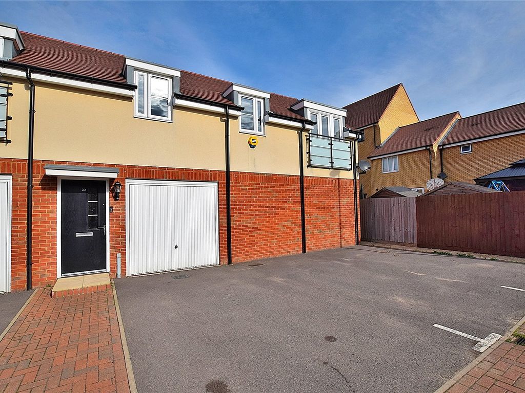 2 bed for sale in Wolseley Drive, Dunstable, Bedfordshire
