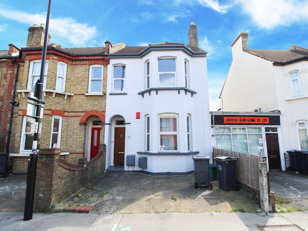 2 bed flat for sale in Leslie Park Road, Croydon CR0 Zoopla
