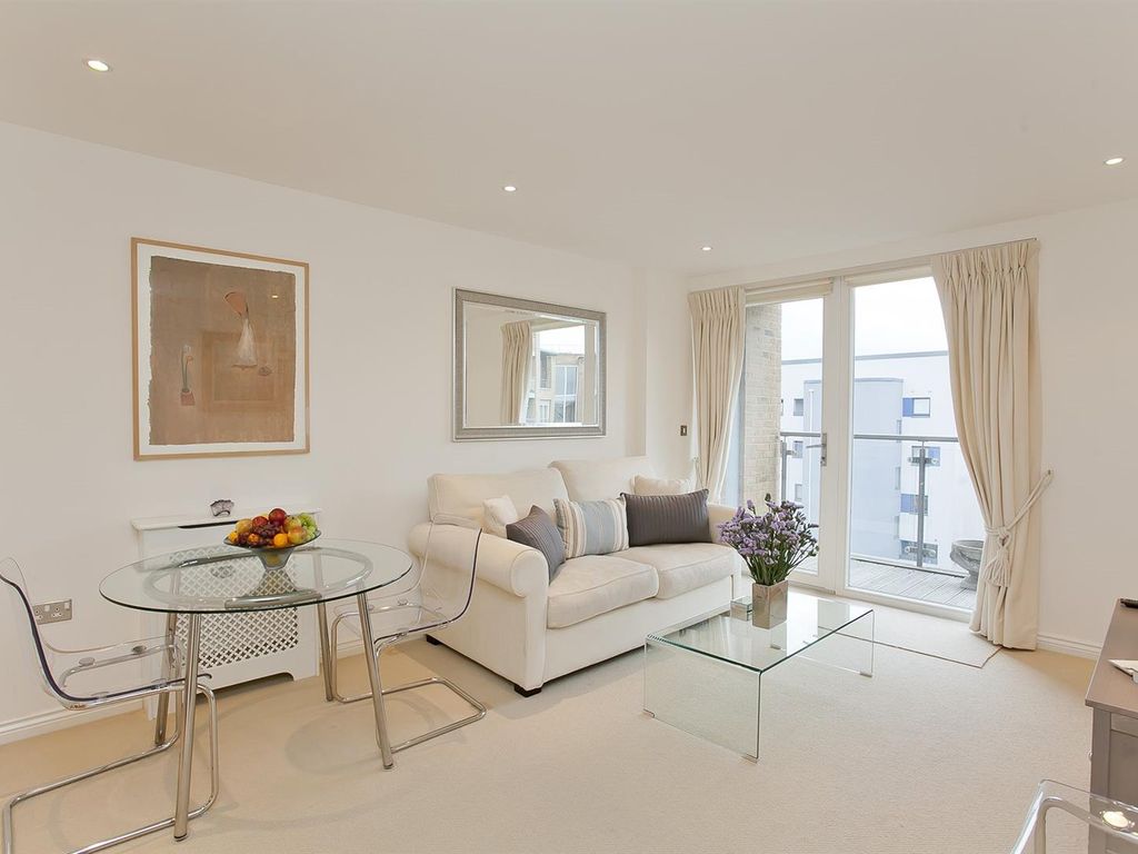 1 bed flat for sale in Viridian Apartments, 75 Battersea Park Road