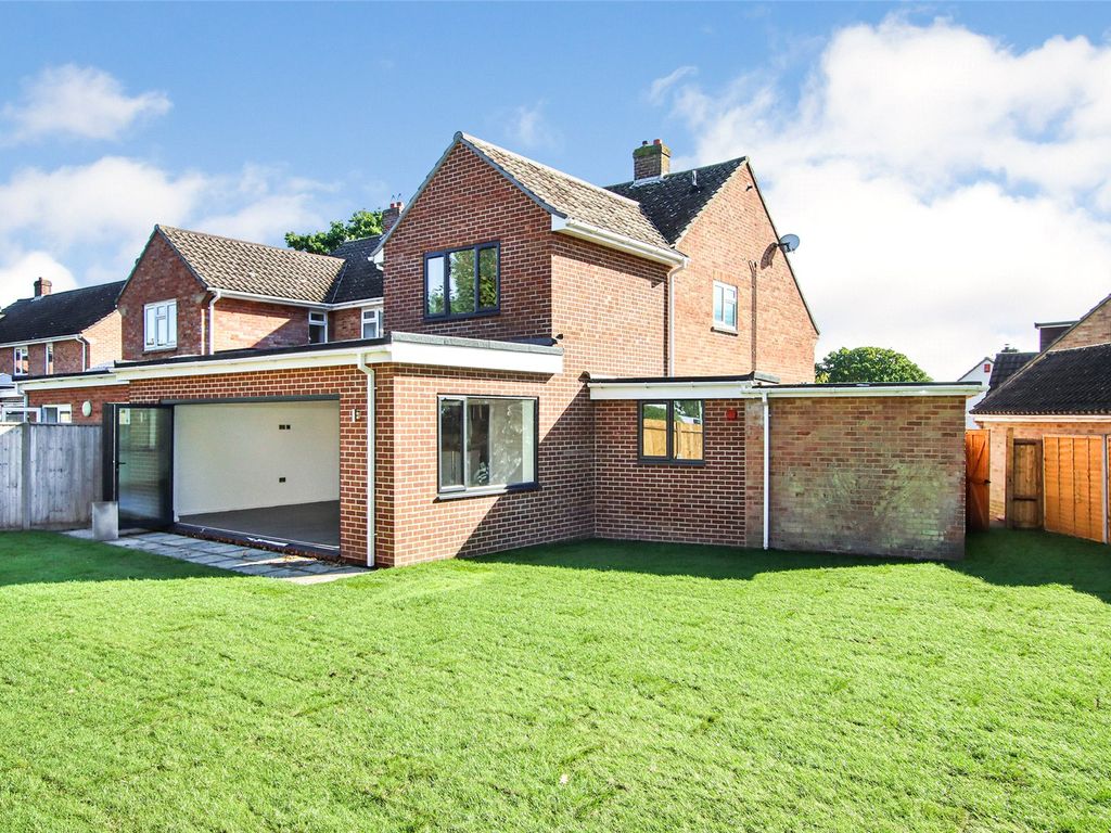 4 bed semidetached house for sale in Haglane Copse, Pennington, Lymington, Hampshire SO41 Zoopla