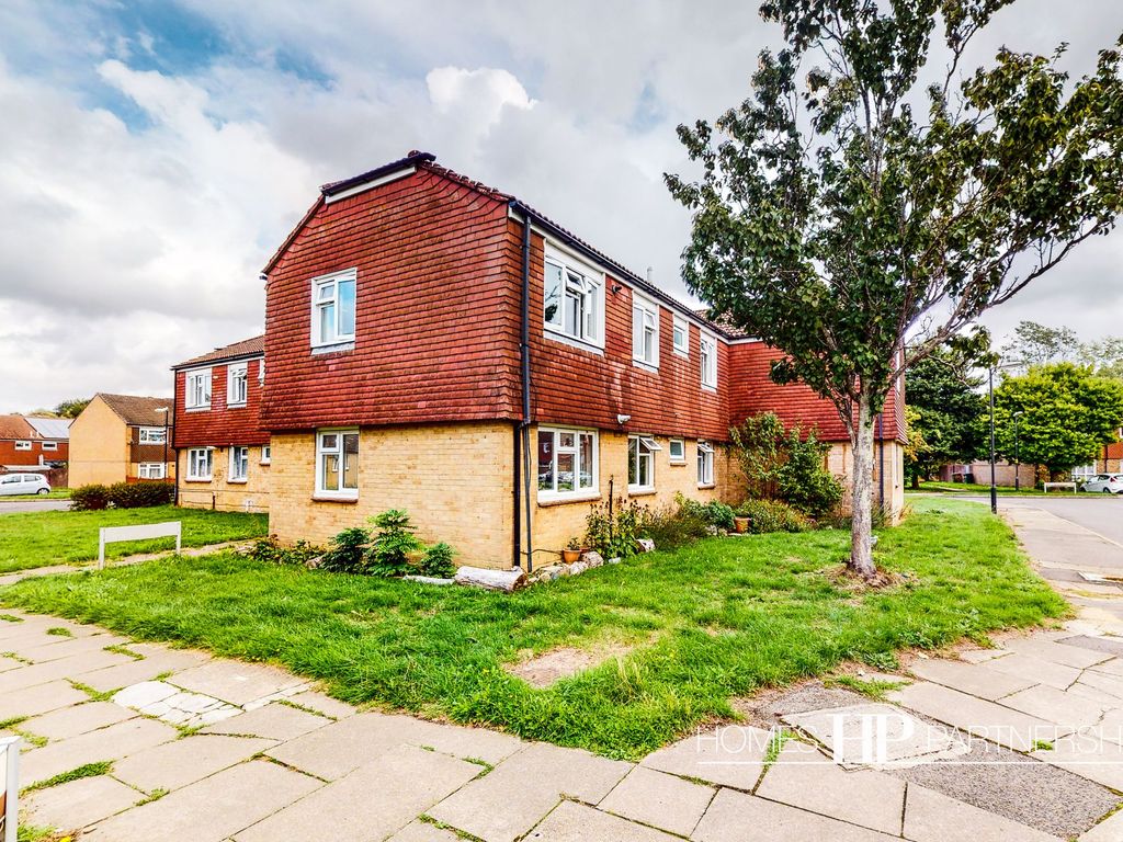 1 bed flat for sale in Ivory Walk, Crawley RH11 Zoopla