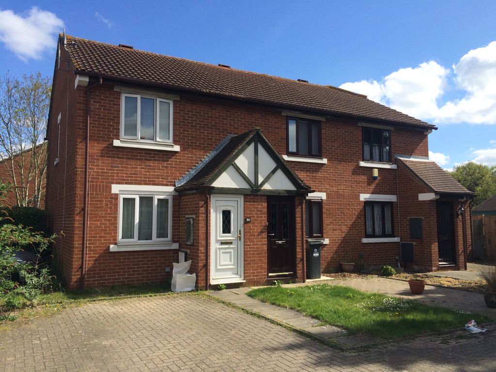 2 bed property to rent in Tawny Close, Feltham TW13 Zoopla