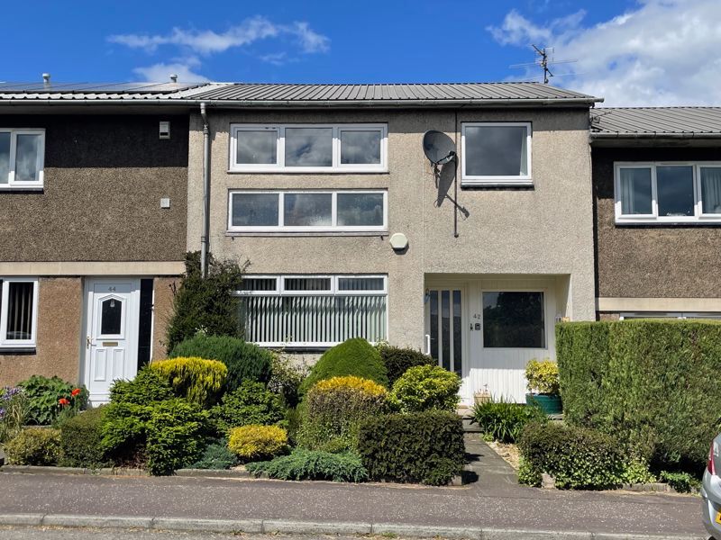 3 bed terraced house for sale in Lindores Drive, Kirkcaldy KY2, £