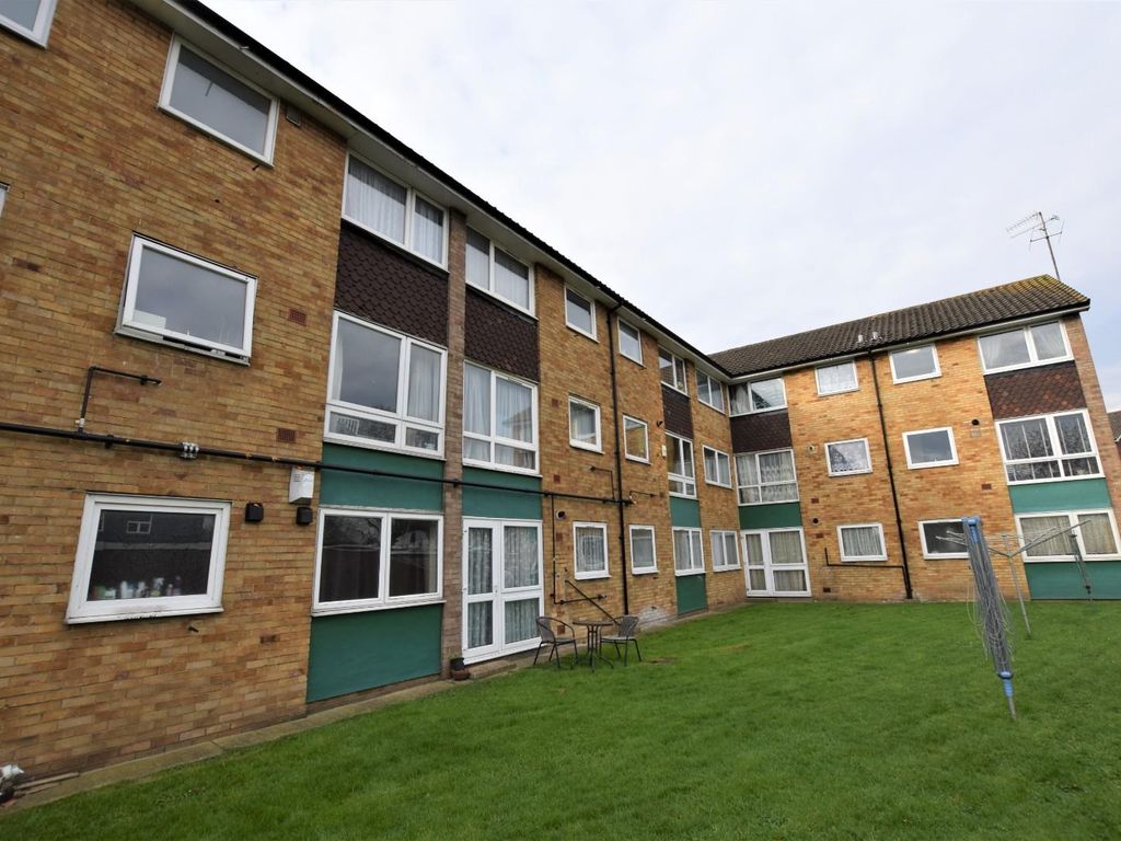 2 bed for sale in Shepherds Close, Chadwell Heath RM6 Zoopla