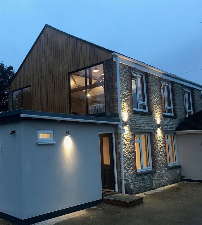 Serviced office to let in The Old Bakery, Victoria Road, The Old Bakery