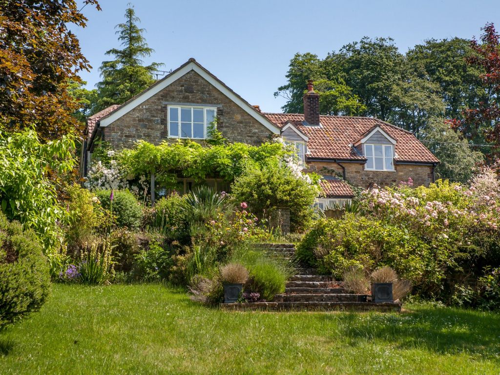 4 bed detached house for sale in Cucklington, Wincanton, Somerset BA9