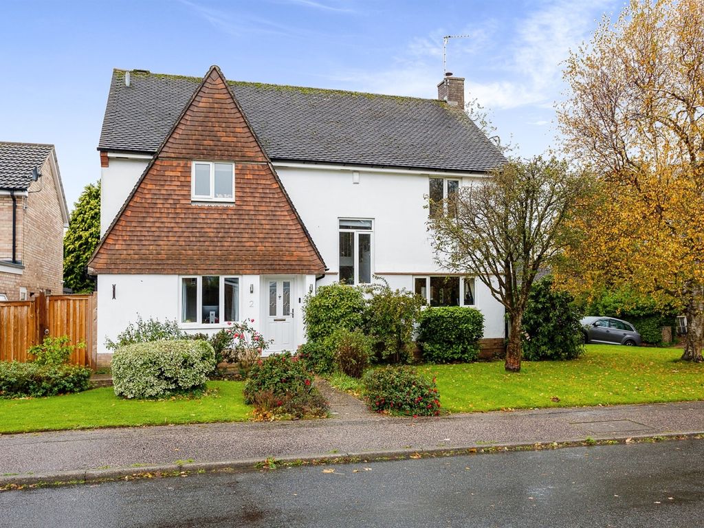 Hillside Close, Crawley RH11  