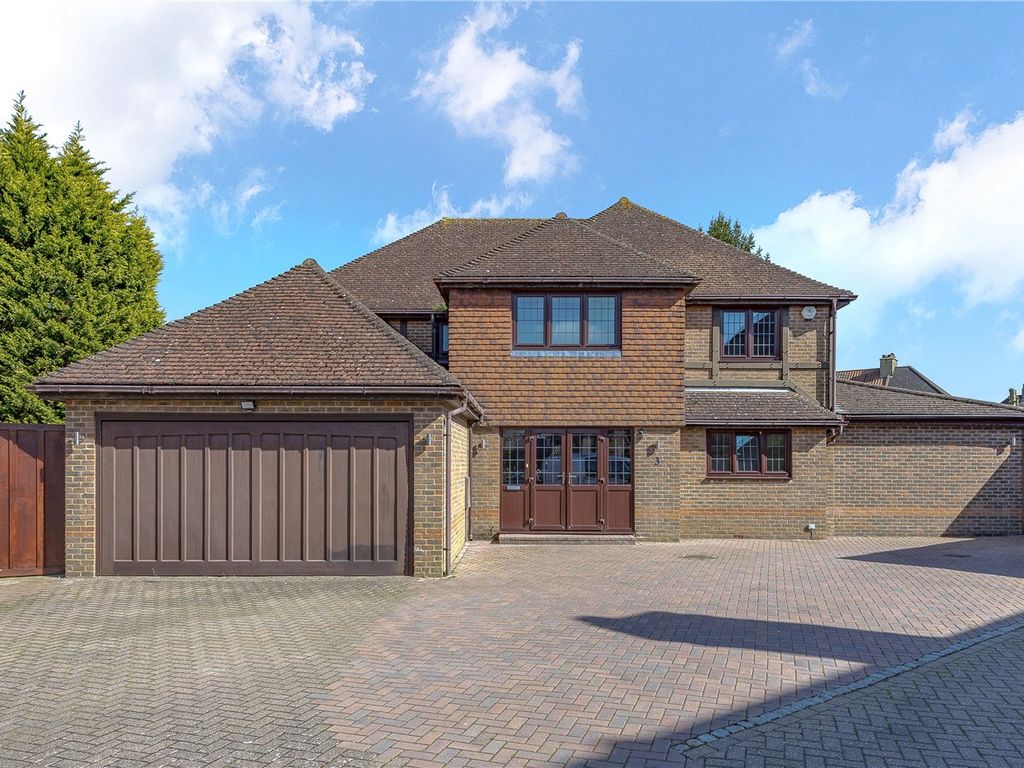 6 bed detached house for sale in Stag Leys Close, Banstead, Surrey SM7