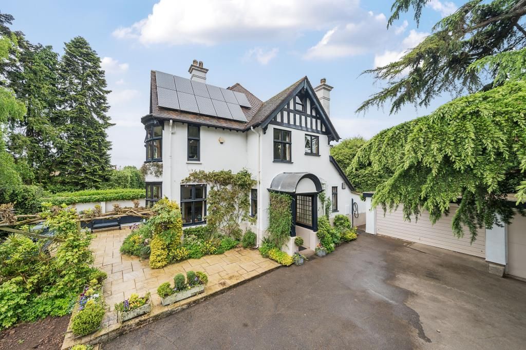 5 bed semidetached house for sale in Aylestone Hill, Hereford HR1, £