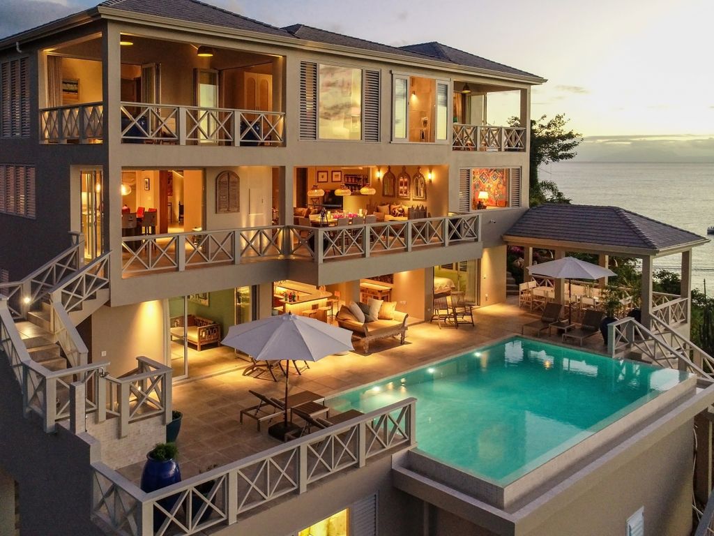 6 bed villa for sale in Villa Papillon, Villa Papillon, Jolly Harbour