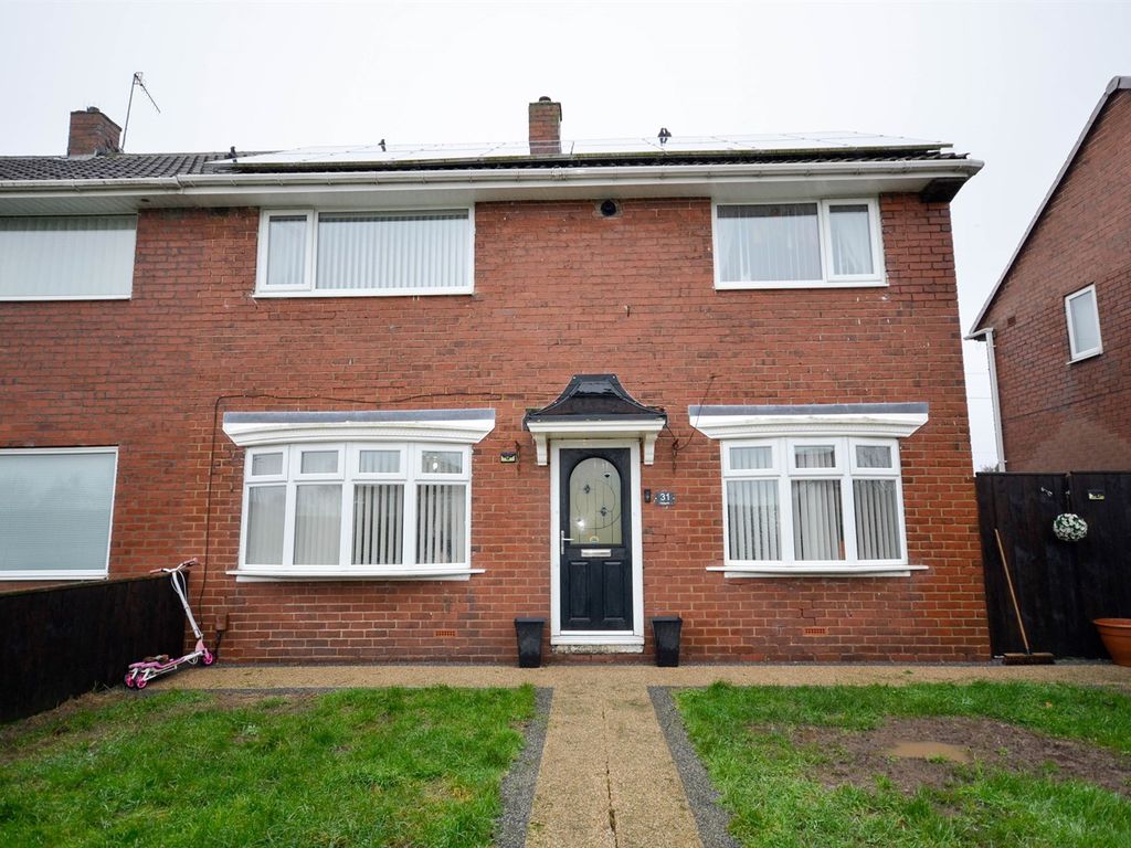 3 bed semidetached house for sale in Hallgarth, Gateshead NE10, £