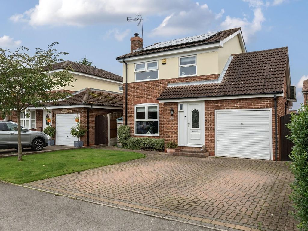 3 bed detached house for sale in Oak Road, North Duffield, Selby YO8, £300,000 Zoopla